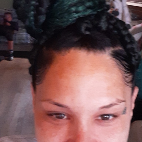 Meet your Posher, Tara - Picture 1 of 1